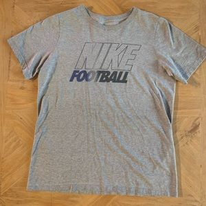 Boys Nike tee
